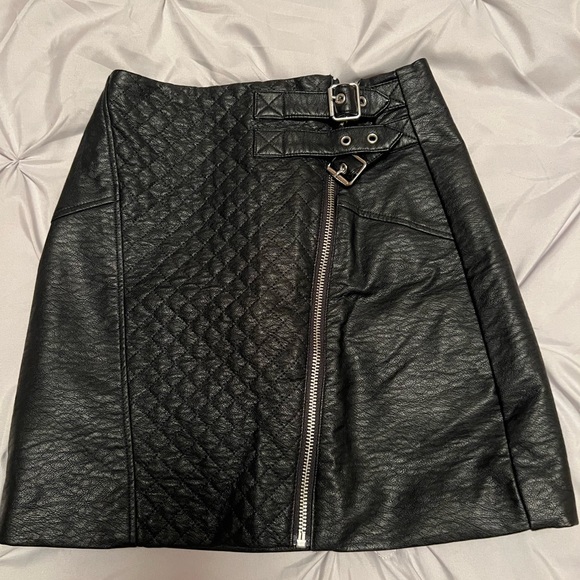 Divided - H&M leather skirt | US 2 - Picture 1 of 3